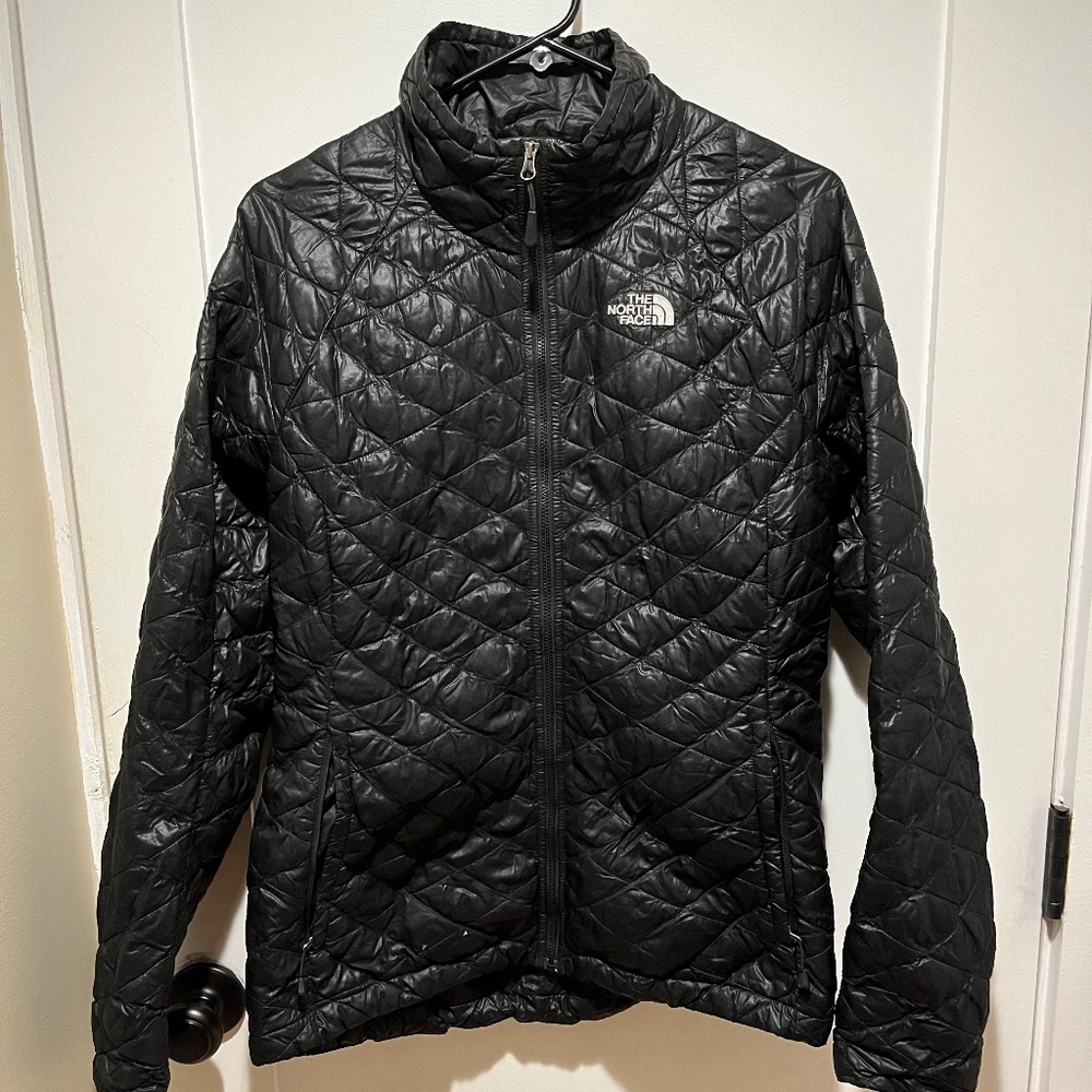 The North Face black lightweight puffer